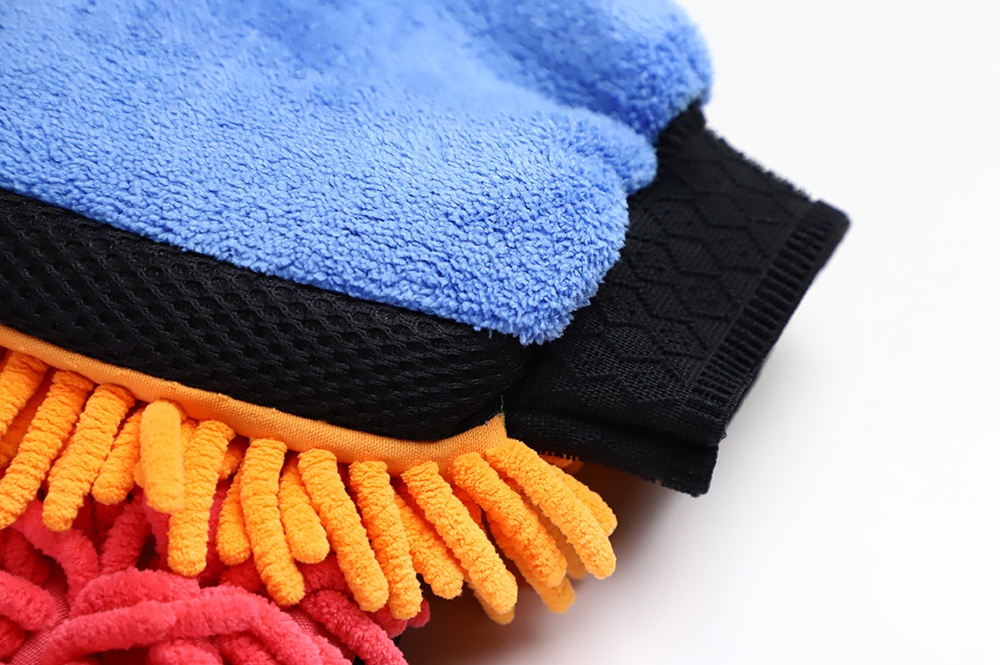 Chenille Wash Mitt.jpg