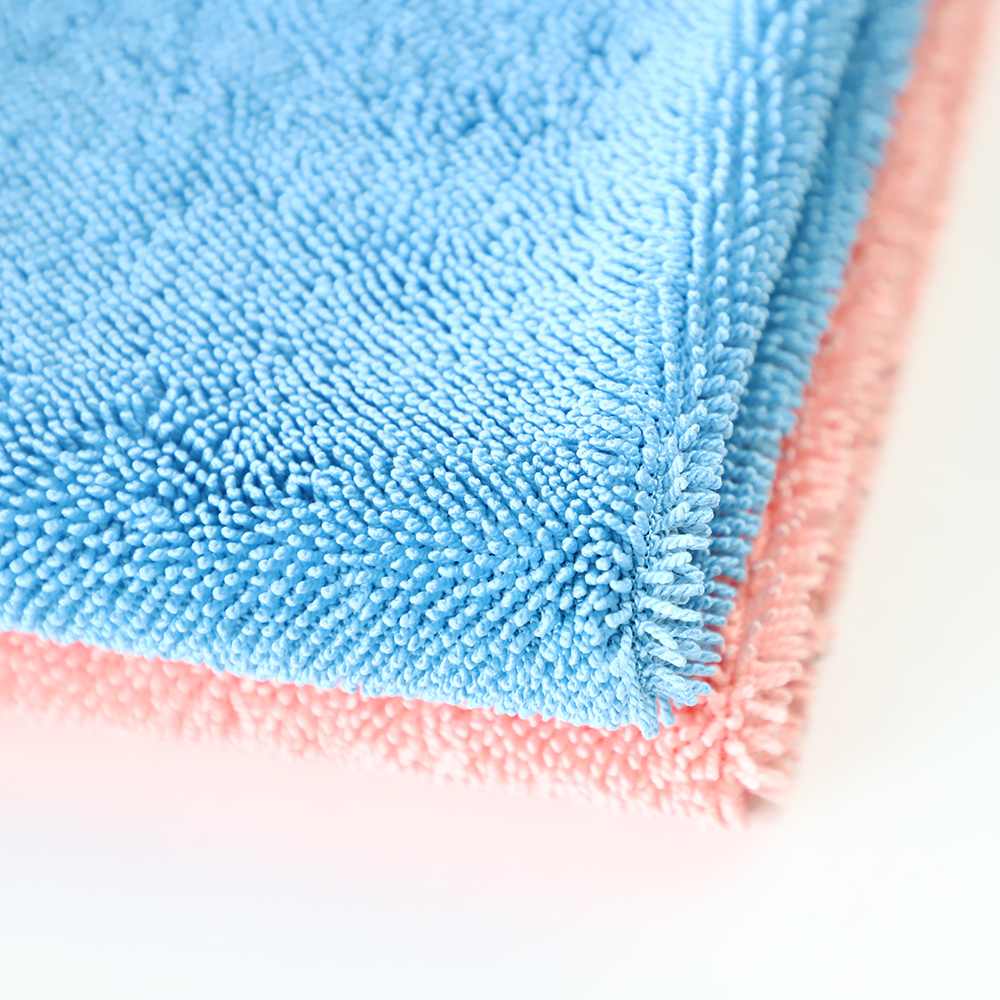 Microfiber cleaning towe