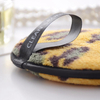 Premium wiederverwendbare Korallenfleece-Make-up-Entfernerpolster mit Leopardendruckdesign-anpassbar und umweltfreundlich